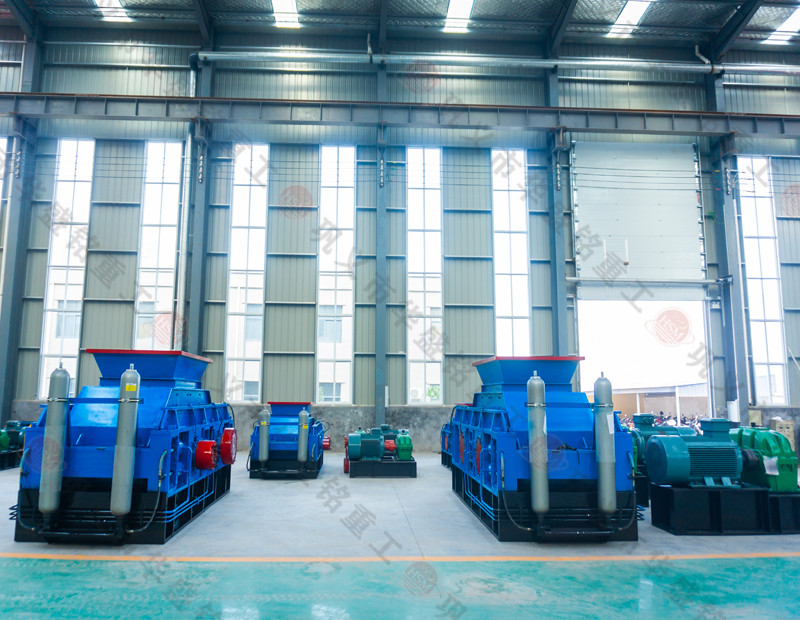 河石制砂機(jī)_砂石廠(chǎng)打沙機(jī)_哪種對(duì)輥制砂機(jī)好